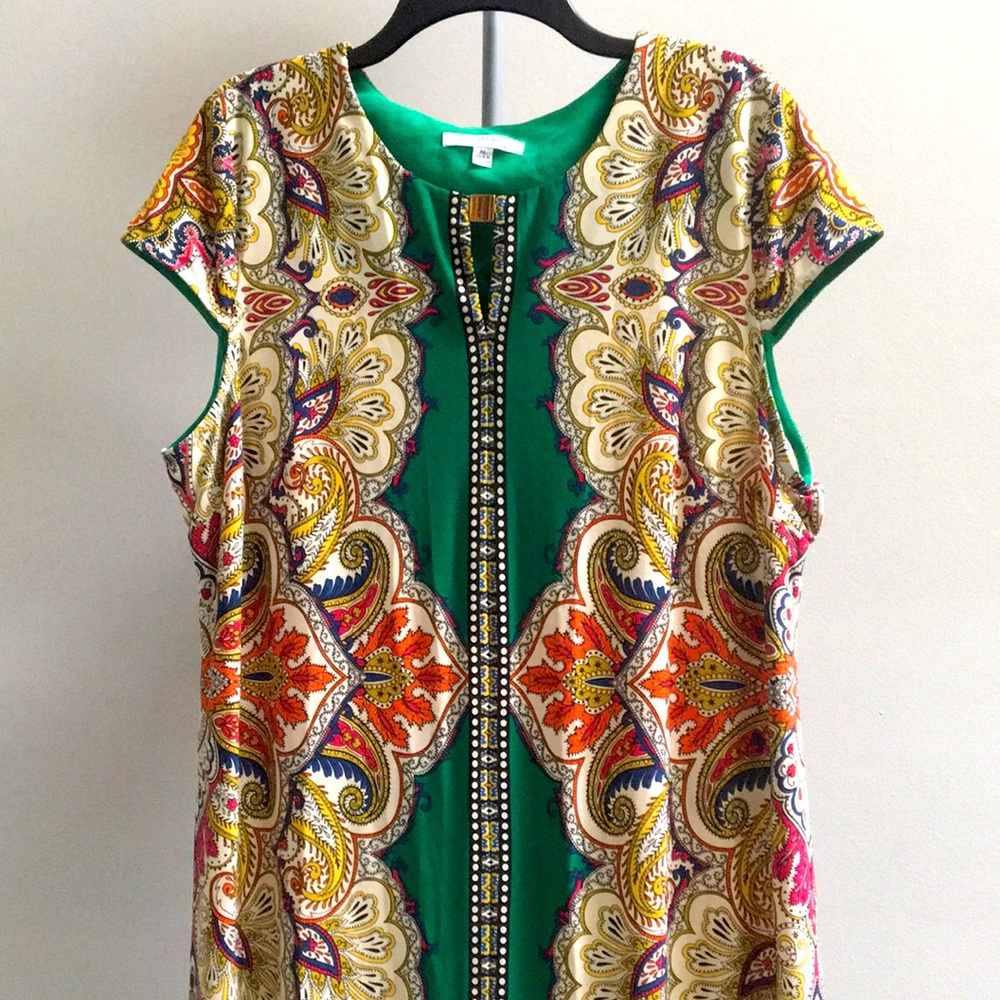 Green with Multicolor pattern Studio One-New York Cap Sleeve 3/4 Dress. XL Size.